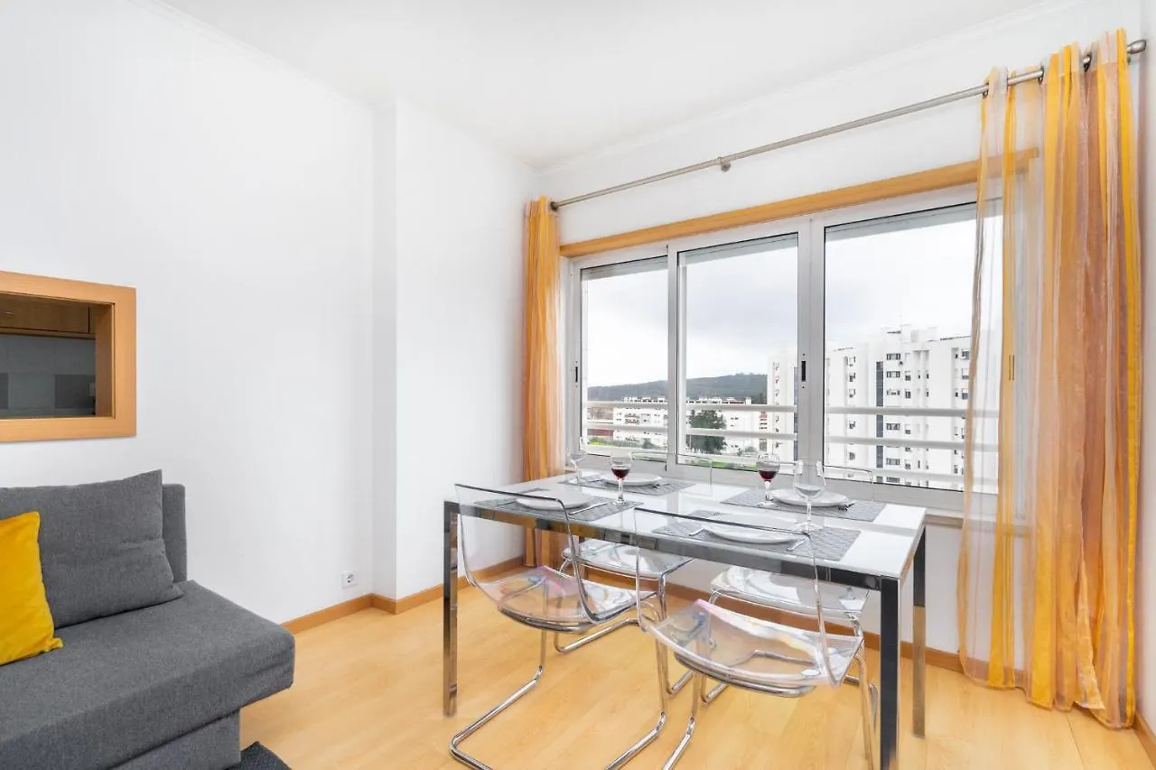 Lisboa, Cidade, Elegant Apartment With Air Cond, Free Wifi And Near Metro, By Ig Lisbon